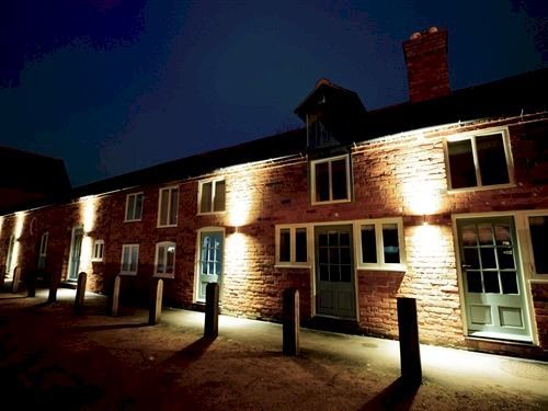 The Coaching Barns Motel Wem Eksteriør bilde